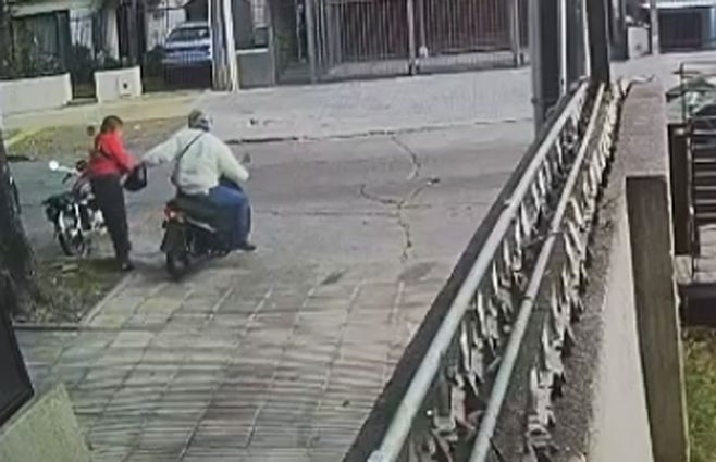 arrebato-cartera-pocitos-camara