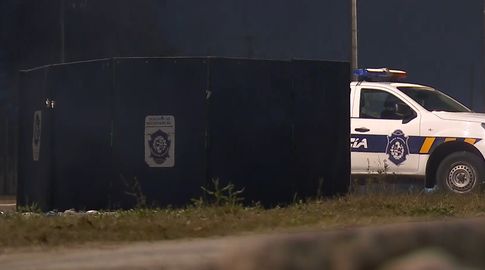 Choque entre una moto y un camión dejó a un hombre muerto y una mujer grave