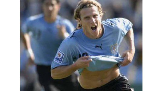 Uruguay-Perú por Eliminatorias se verá por Canal 10