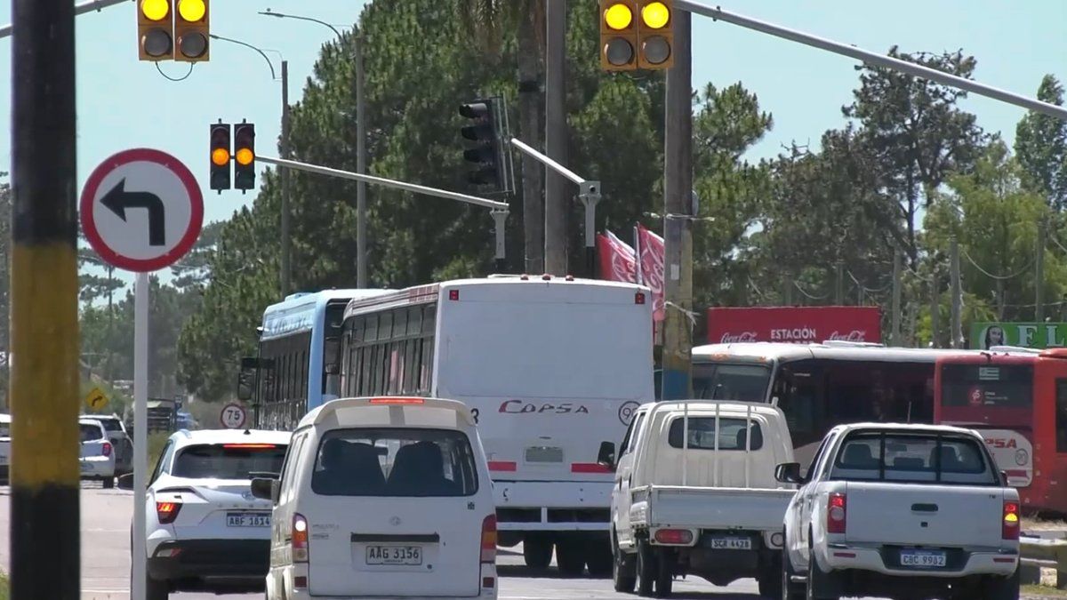 Intendencia de Canelones abrirá inscripciones para operar con aplicaciones de transporte en el departamento