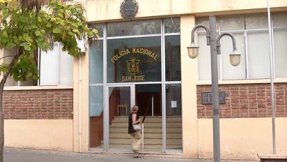 un nino de un ano y medio fallecio ahogado tras caer a una piscina en su casa