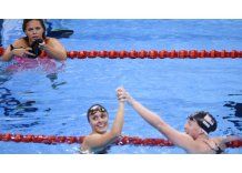 Nadadora rusa acusada de dopaje obtiene medalla de plata en 200 m mariposa