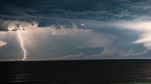 Inumet emitió un aviso especial a la población por tormentas muy fuertes y precipitaciones copiosas