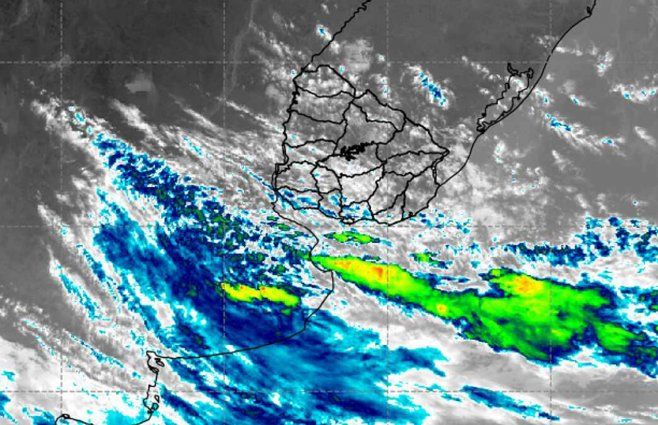 Imagen satelital de Inumet este miércoles.