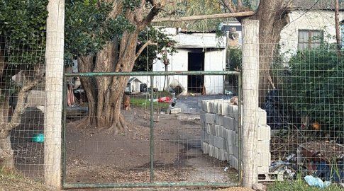 Foto: Subrayado. Casa donde ocurrió el ataque a tiros y con bomba molotov.