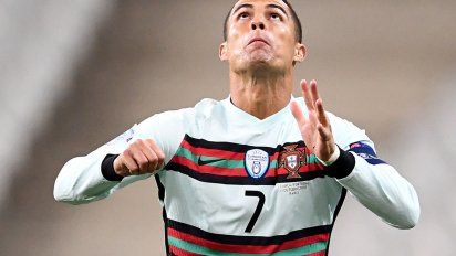cristiano ronaldo dio positivo a coronavirus y esta en aislamiento