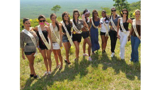 Eva Van Putten elegida Reina Hispanoamericana de Belleza