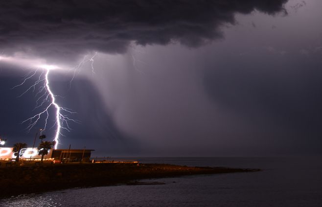 Tormenta en Montevideo/Archivo.