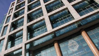 lacalle pou recibe a colorados por cambios a la reforma jubilatoria