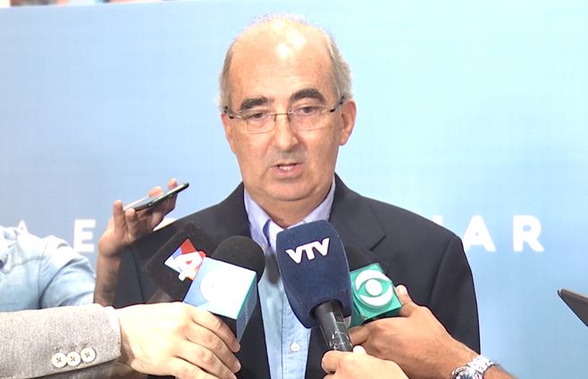 Maciel después encuentro Lacalle.jpg