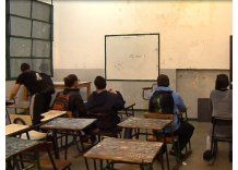 Docentes y alumnos de liceo de Casabó atacados con perros y palos