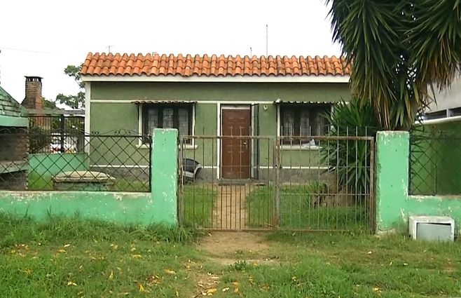 Foto: Subrayado. Casa donde vivía la víctima en Piedras Blancas.