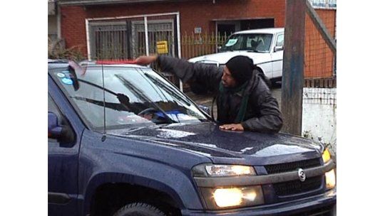 En el FA piden que se corra a delincuentes, no a limpiavidrios