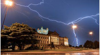 alerta amarilla por tormentas y lluvias intensas en siete departamentos