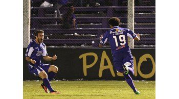 Gran victoria violeta ante Cruzeiro por 2 a 0 en el Franzini