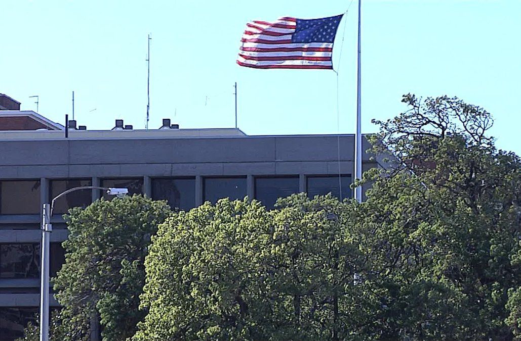 Estados Unidos suspendió el procesamiento de visas de inmigrante a 75 países, incluido Uruguay