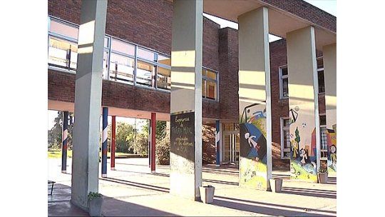 Escuela de Colón sin luz ni agua por robo de cables