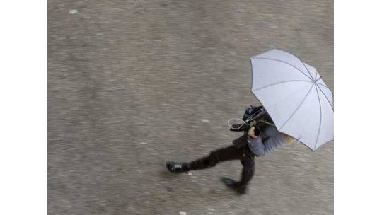 Viernes lluvioso al sur de país con temperatura máxima de 24º