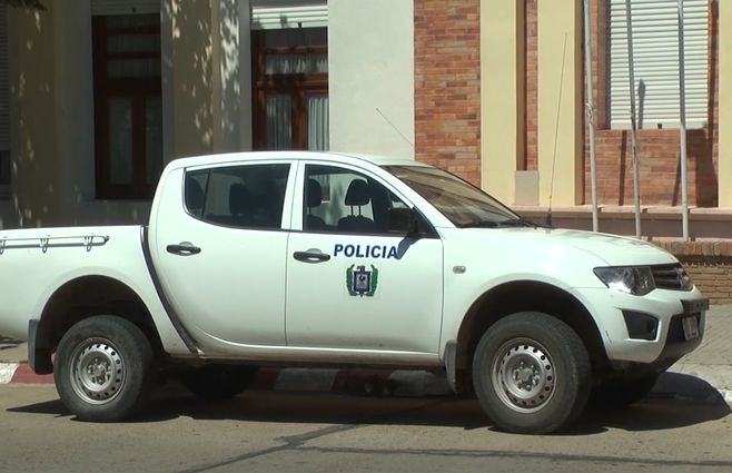 Policía-camioneta-Fray-Bentos.jpg