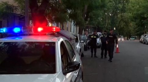 Policía investiga el crimen de un joven de 20 años que recibió tres disparos en el barrio Ituzaingó