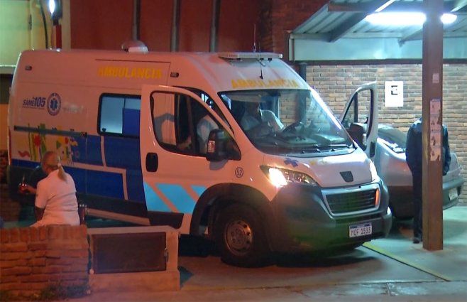 Foto: Subrayado. Ambulancia en Capitán Tula, policlínica en Piedras Blancas.