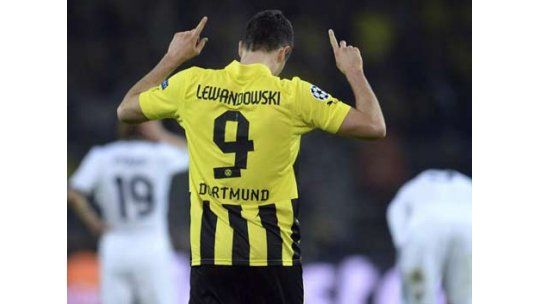 Con 4 goles de Lewandowski, Dortmund goleó a Real Madrid 4 a 1