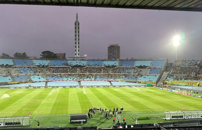 ESTADIO-CENTENARIO--PEÑAROL--VS---CERRO-LARGO.jpg