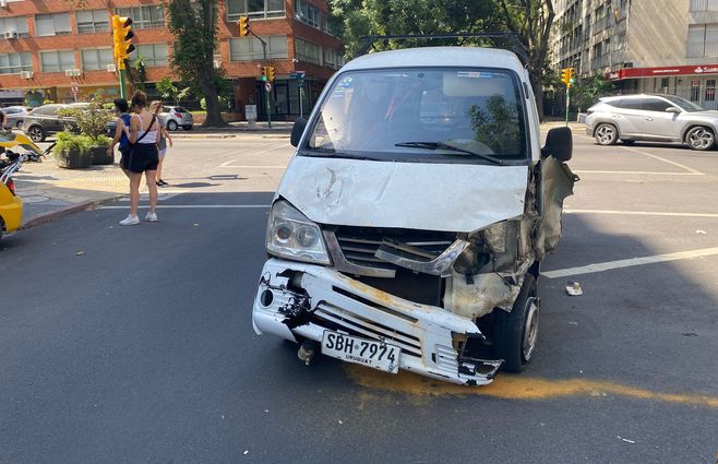 Foto: Subrayado. Camioneta en la que circulaba el hombre alcoholizado.