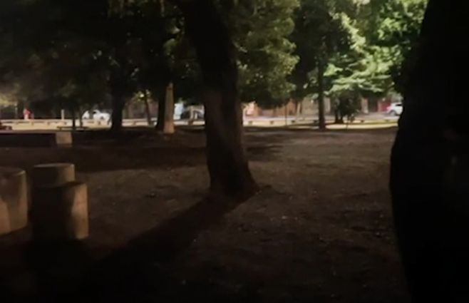 plaza-seregni-oscura-sin-luz