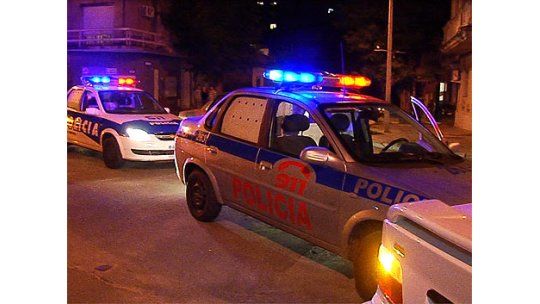 Taxista y chofer de ómnibus agredidos en robos este lunes