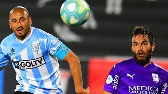 Tata González, una nueva batalla con Defensor Sporting, esta vez ante Cerro