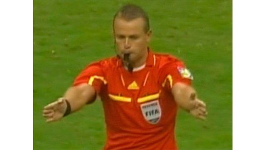Árbitros noruegos para el primer partido ante Jordania