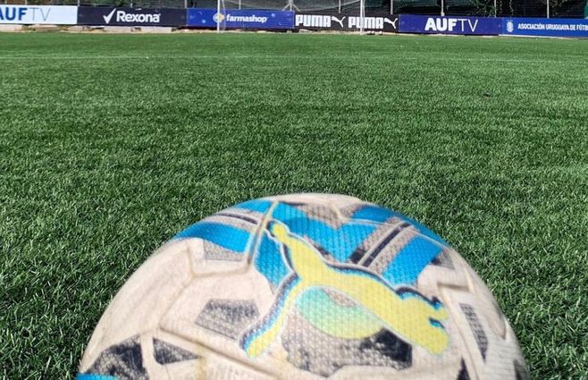 Fútbol femenino: Canal 10 transmite en vivo este domingo Racing-Peñarol por el Torneo Clasificatorio