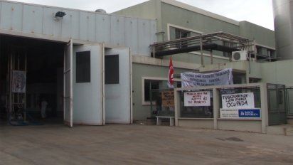 trabajadores de pili ocuparon la planta por sueldo impago