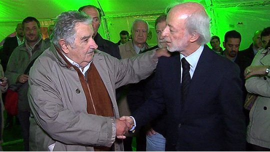 mujica lopez