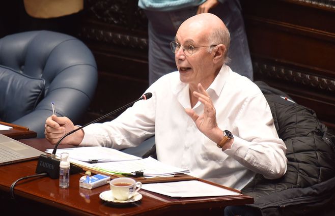 Enrique Rubio en la interpelación. Foto: FocoUy.