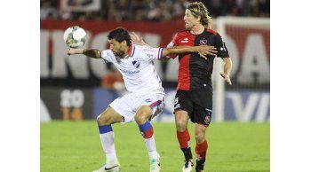 Newells goleó a Nacional: 4 a 0 en Rosario por Libertadores