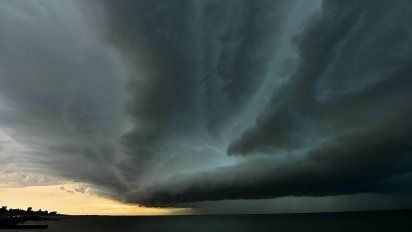 nueva alerta amarilla por tormentas fuertes afecta a 11 departamentos