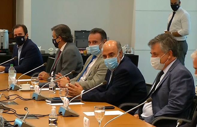consejo-de-ministros-enero-6-lacalle-y-salinas.jpg