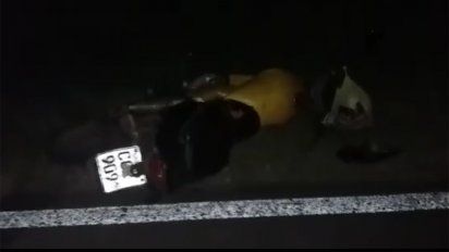motociclista que iba a pie fue atropellado por una camioneta