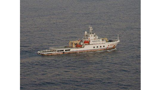 Barco detectó caja negra que podría ser del avión desaparecido