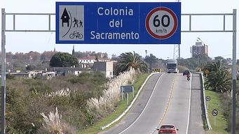 investigan una denuncia de abuso sexual a una joven de 18 anos en el liceo 1 de colonia