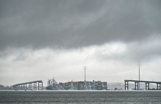 Foto: AFP. El barco chocó contra el puente en Baltimore, Estados Unidos