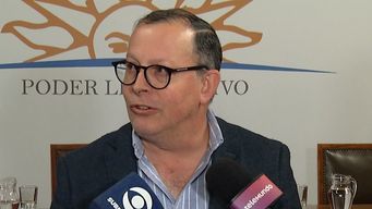 perrone acuso a bordaberry de querer utilizar la investigadora en beneficio propio; el colorado acuso al cabildante de no cumplir la palabra