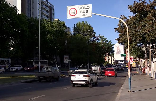 carril-solo-bus-avenida-italia-archivo