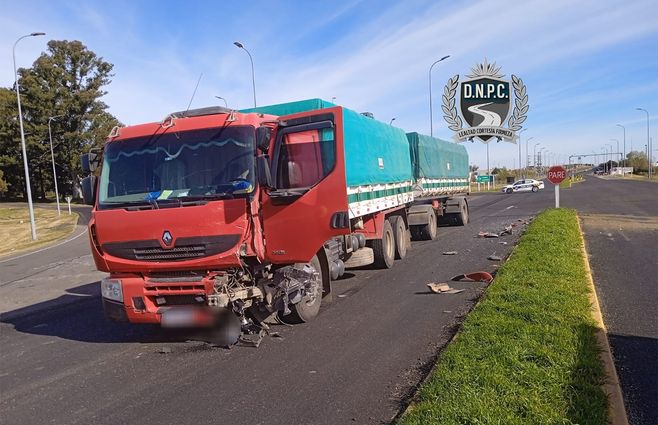 camion-choque-ruta-21-y-12.jpg