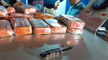 detenido en paraguay un uruguayo que volvia con 30 kilos de cocaina