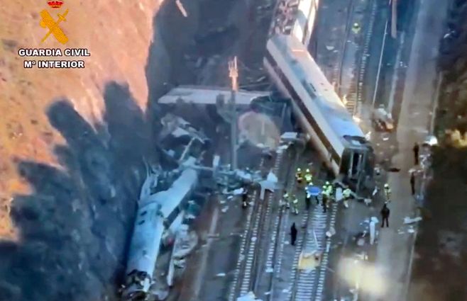 España-accidente-trenes-foto-Guardia-Civil-AFP