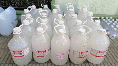 ocho detenidos por trafico clandestino de alcohol en gel