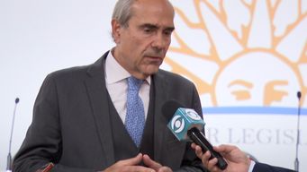 comision de diputados voto aplazar elecciones de caja de profesionales; aun no hay acuerdo para proyecto a largo plazo